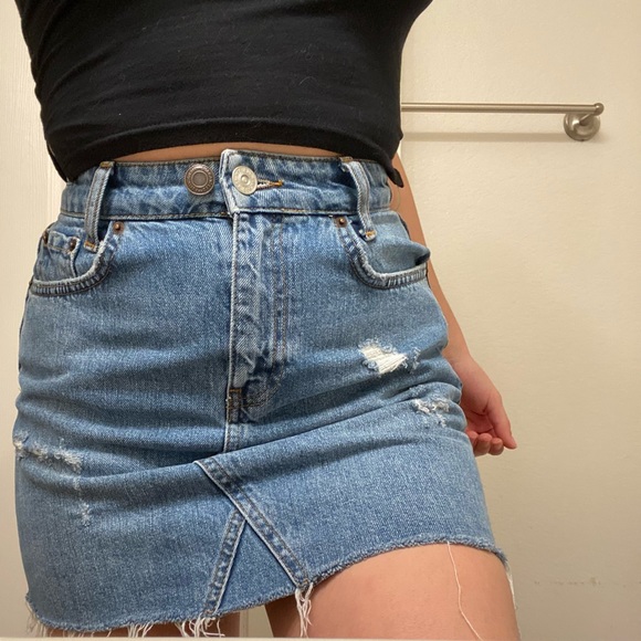 Denim Jean skirt from URBAN OUTFITTERS - Picture 6 of 9
